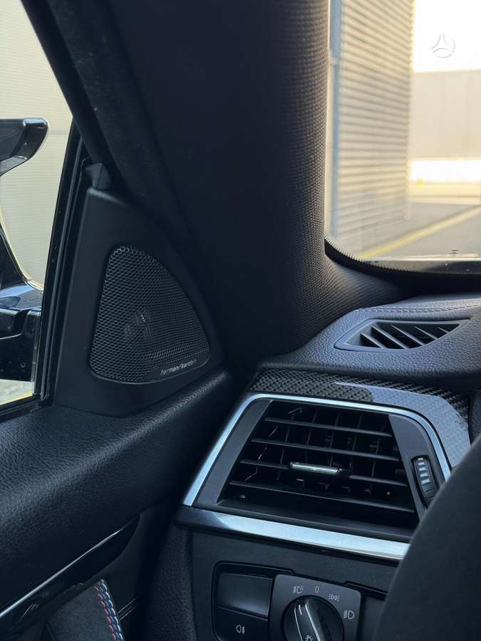 BMW M4, 3.0 l., coupe