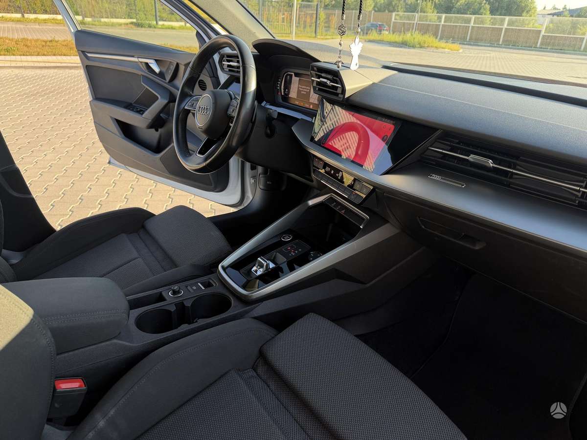 Audi A3, 1.0 l., hatchback