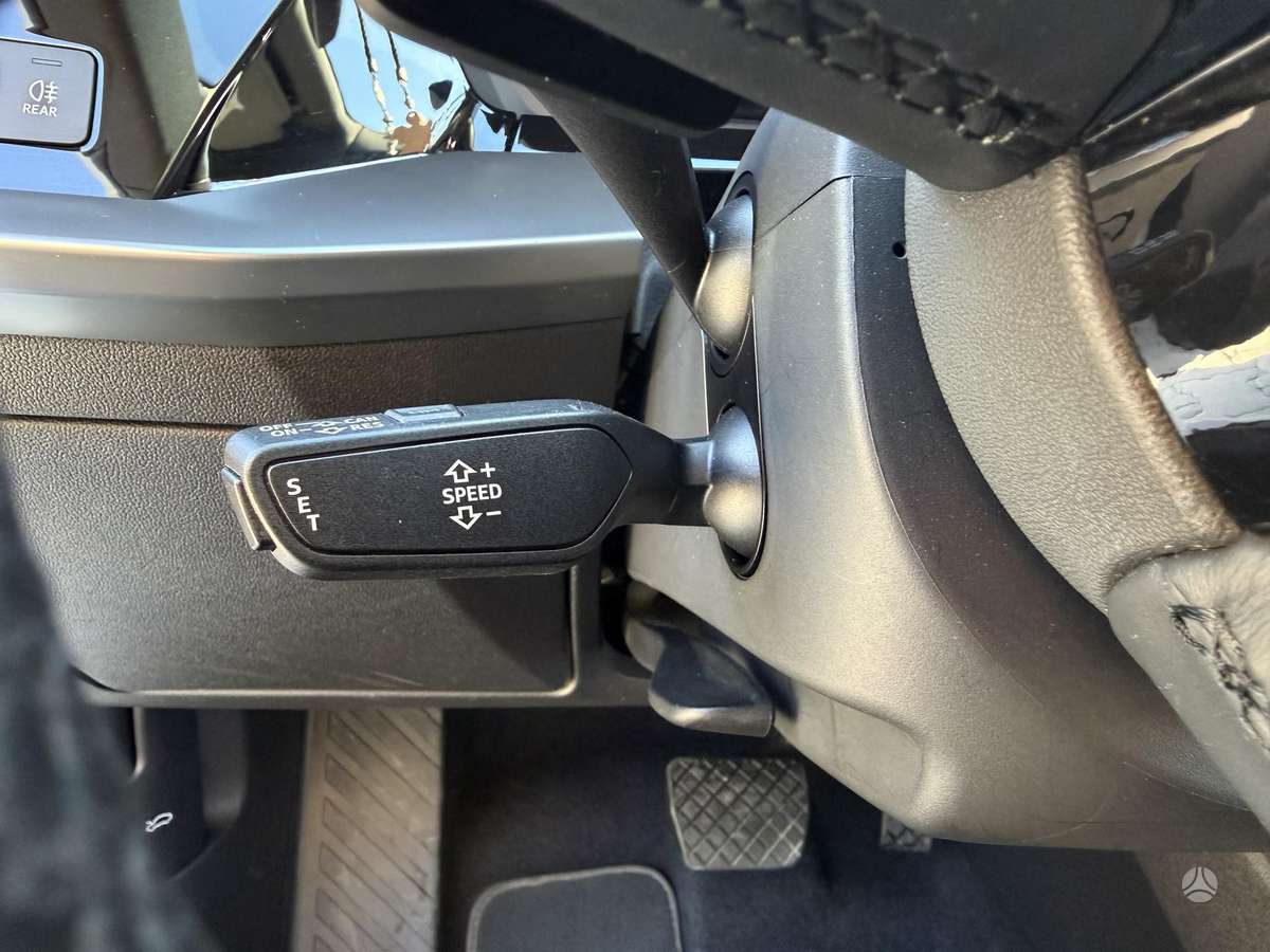 Audi A3, 1.0 l., hatchback