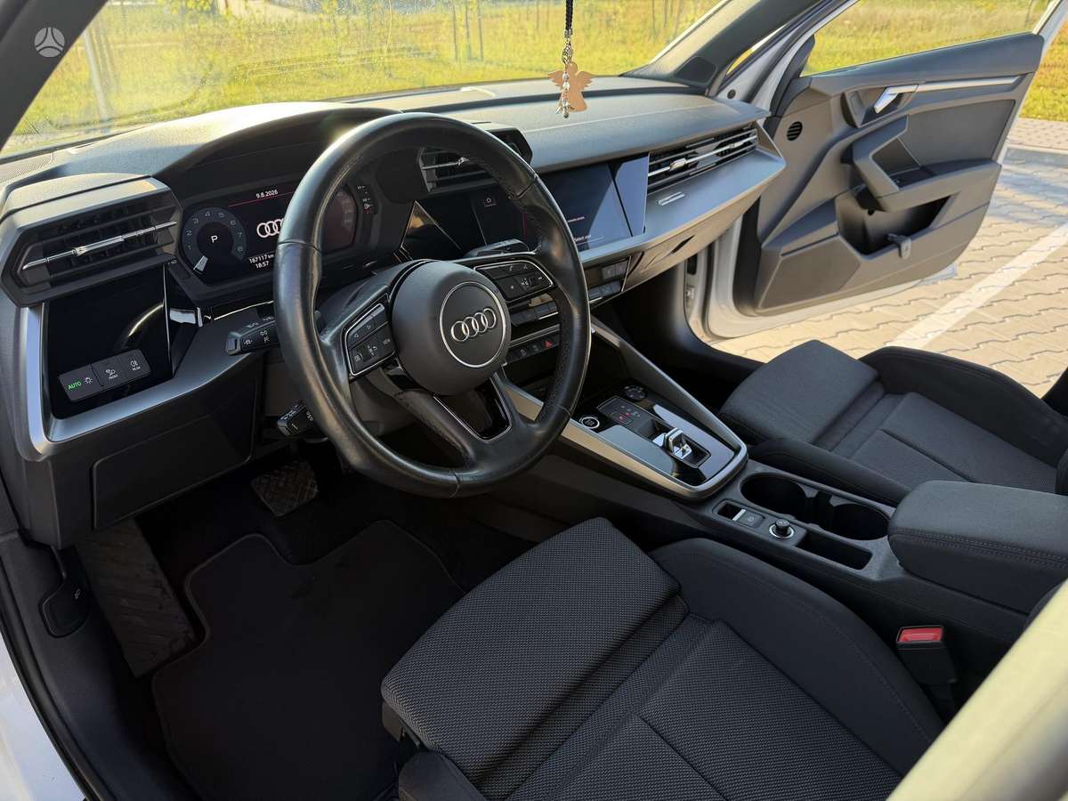 Audi A3, 1.0 l., hatchback
