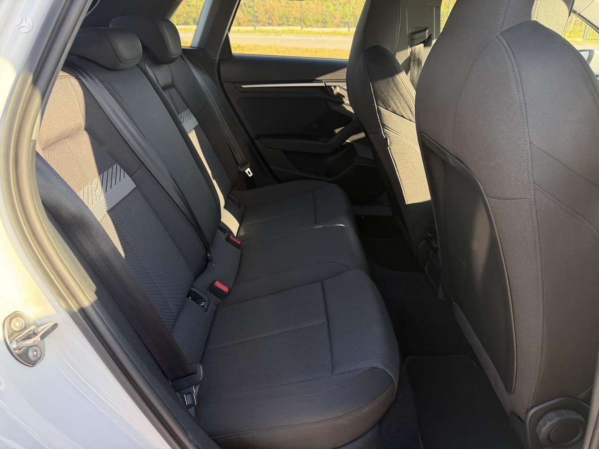 Audi A3, 1.0 l., Хэтчбек