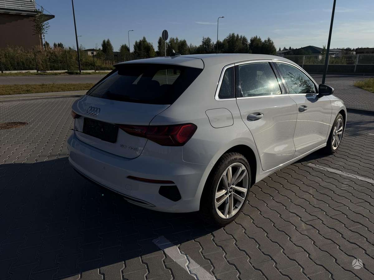 Audi A3, 1.0 l., Хэтчбек