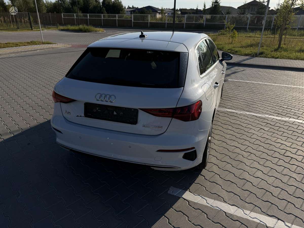 Audi A3, 1.0 l., hatchback