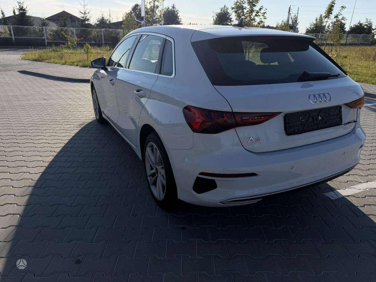 Audi A3, 1.0 l., Хэтчбек