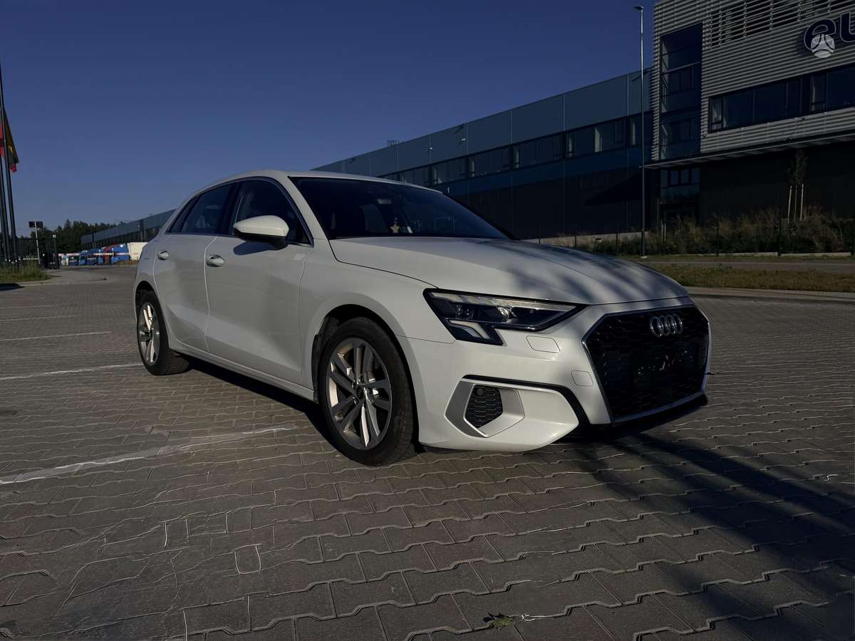 Audi A3, 1.0 l., Хэтчбек