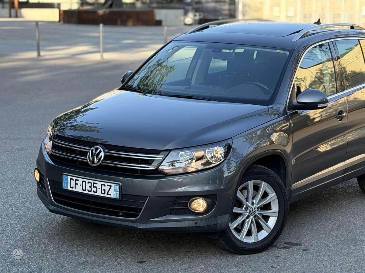 Volkswagen Tiguan - 2