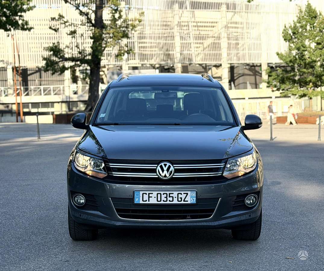 Volkswagen Tiguan - 5