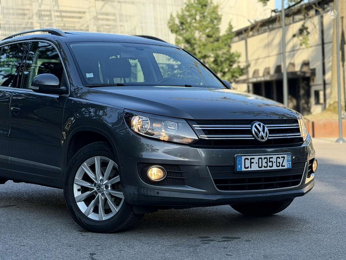 Volkswagen Tiguan - 10