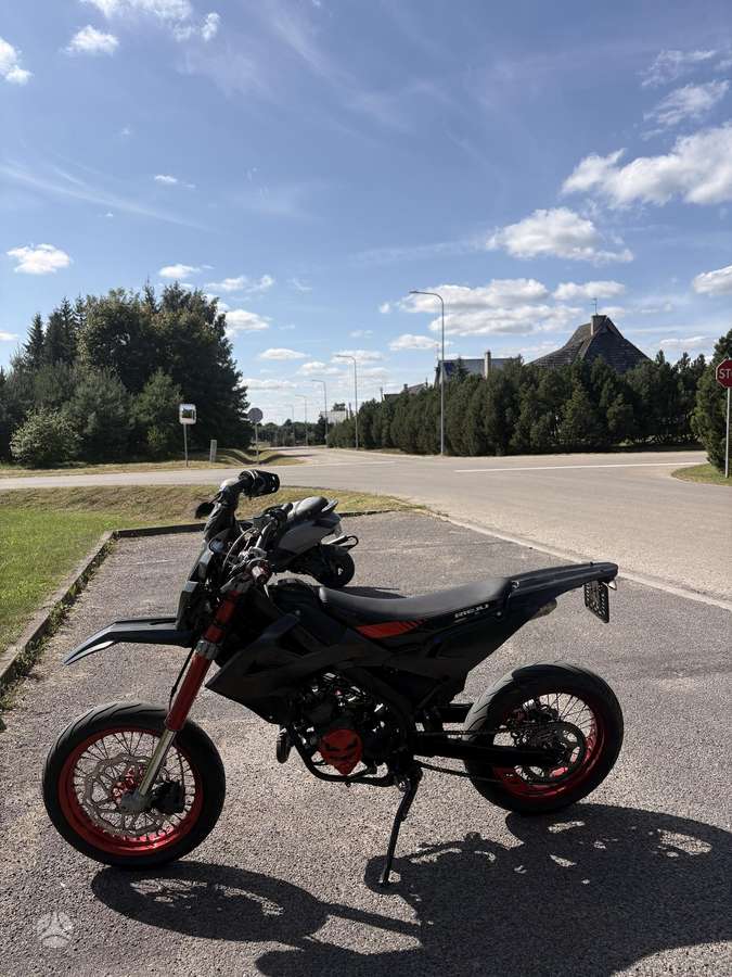 Rieju MRT 50 50cc, scooters / mopeds