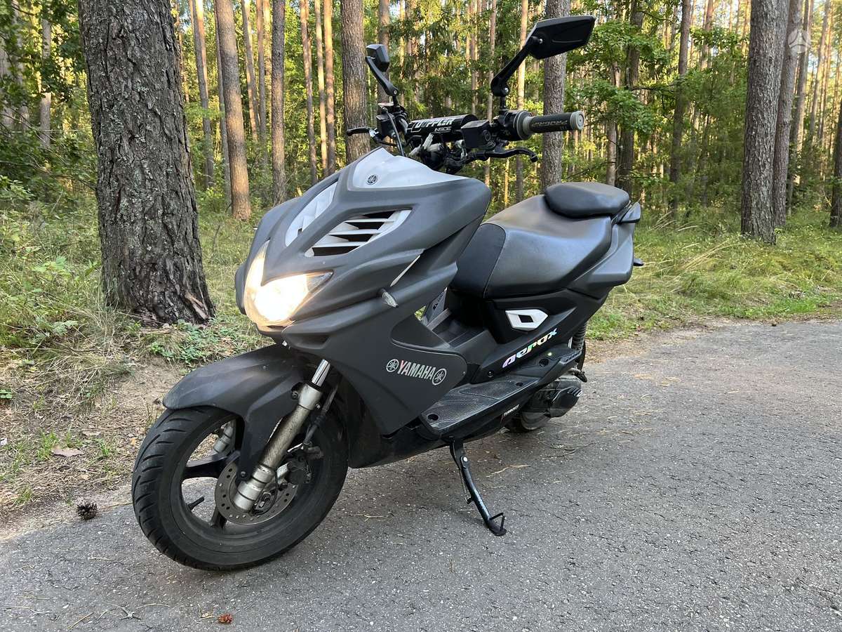 Yamaha Aerox 49cc, мотороллеры / мопеды