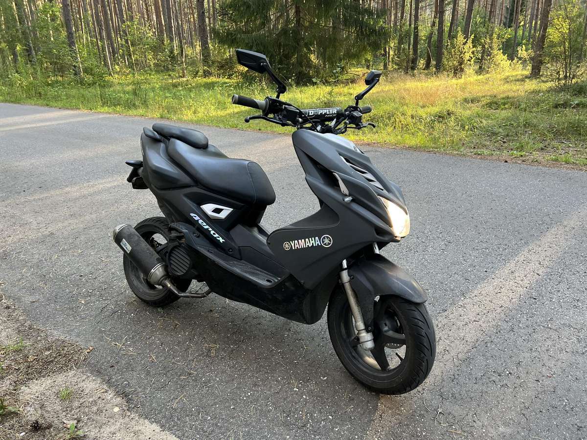 Yamaha Aerox 49cc, мотороллеры / мопеды
