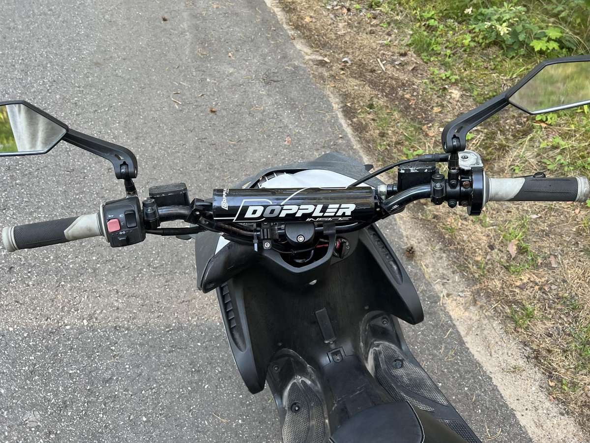 Yamaha Aerox 49cc, мотороллеры / мопеды