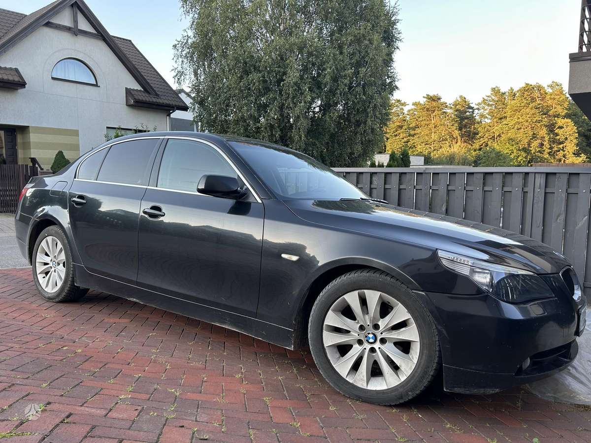 BMW 520, 2.0 l., Седан