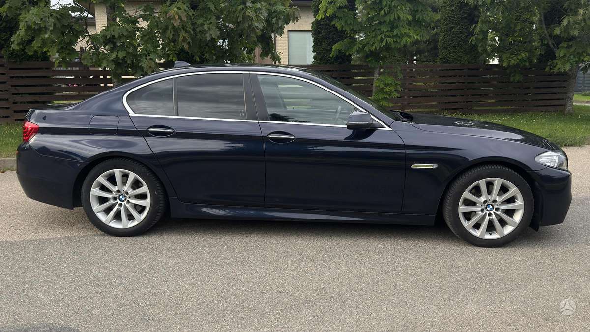 BMW 520, 2.0 l., Седан