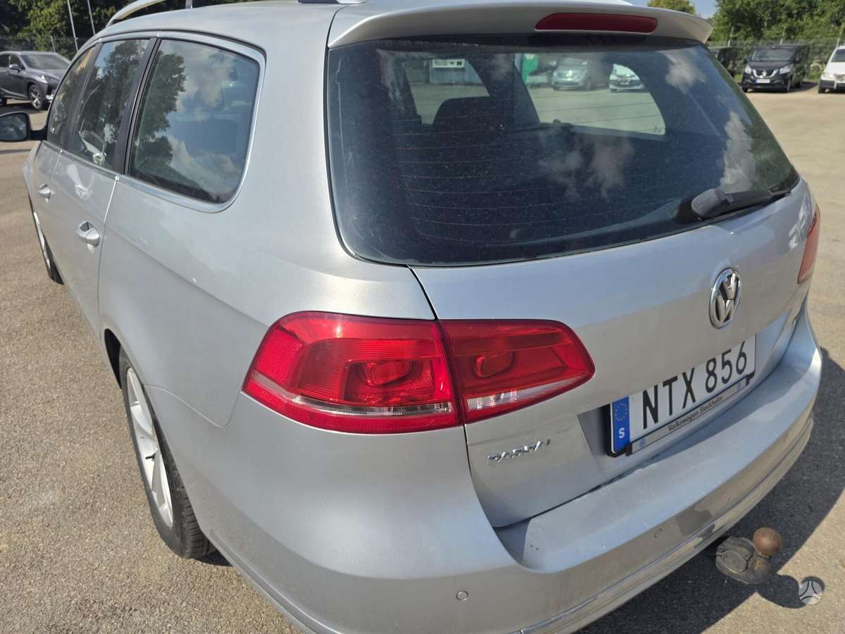 Volkswagen Passat - 5