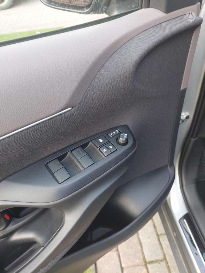 Toyota Yaris Cross - 9