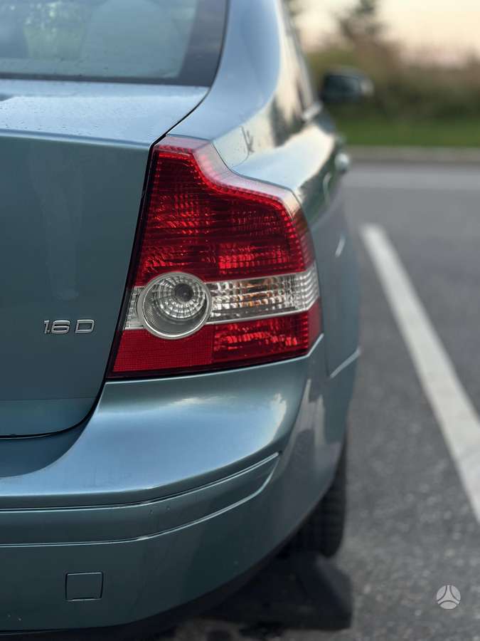 Volvo S40 - 5