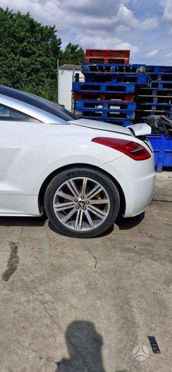 Peugeot RCZ