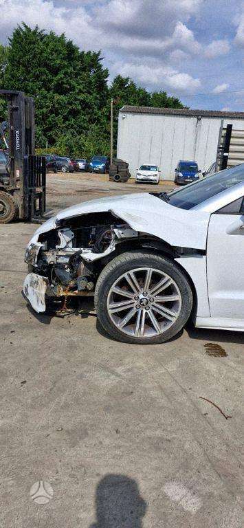 Peugeot RCZ