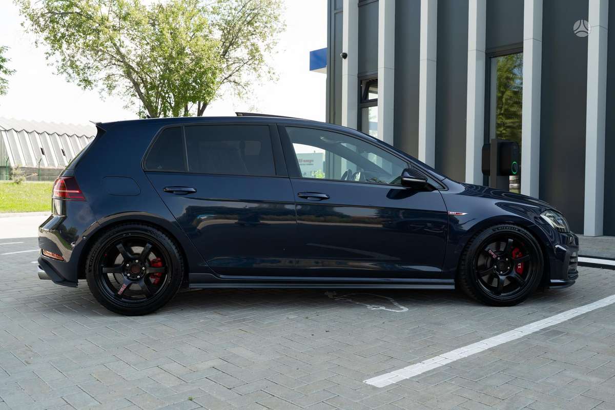 Volkswagen Golf, 2.0 l., hatchback