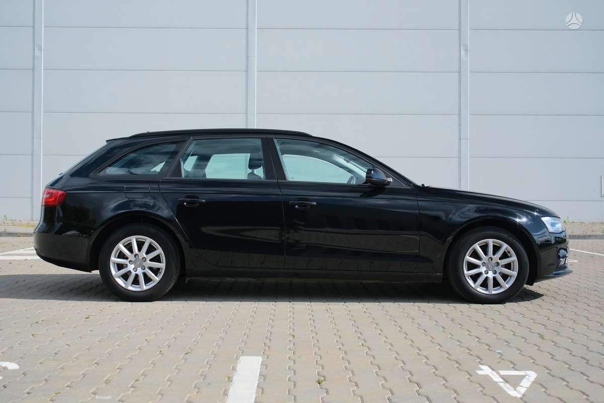 Audi A4, 2.0 l., Универсал