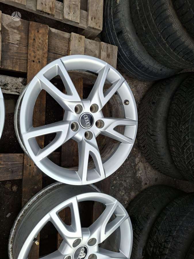 Audi Q3 ET33, light alloy, R17