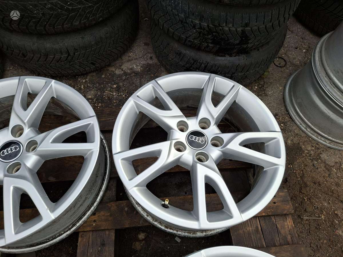 Audi Q3 ET33, light alloy, R17