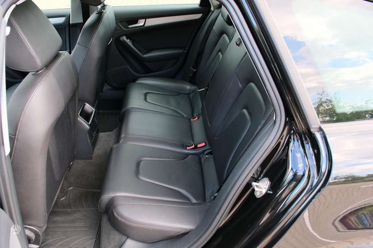 Audi A4, 2.0 l., Универсал