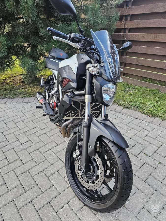 Yamaha MT 07 700cc, street / classic