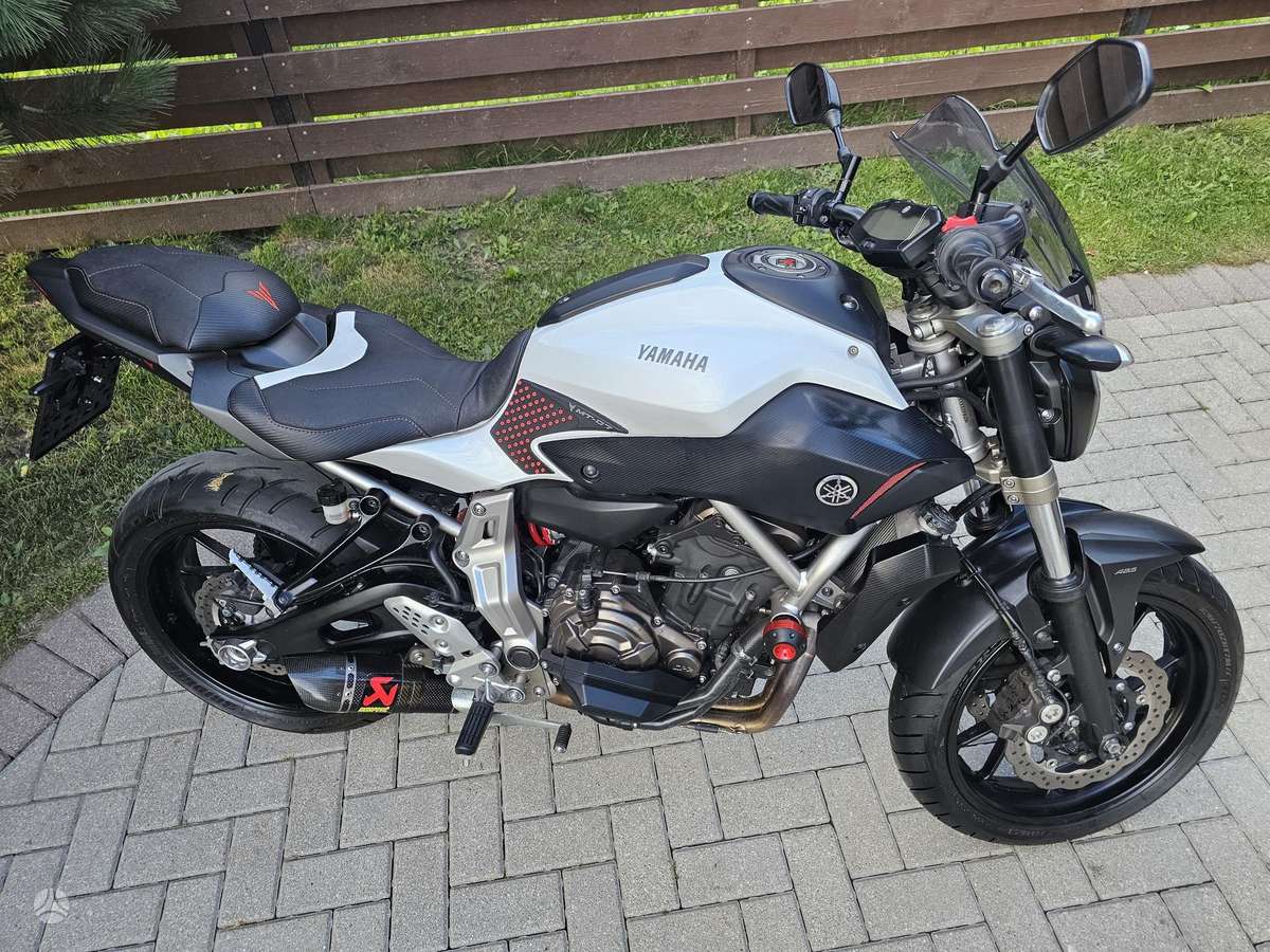 Yamaha MT 07 700cc, street / classic