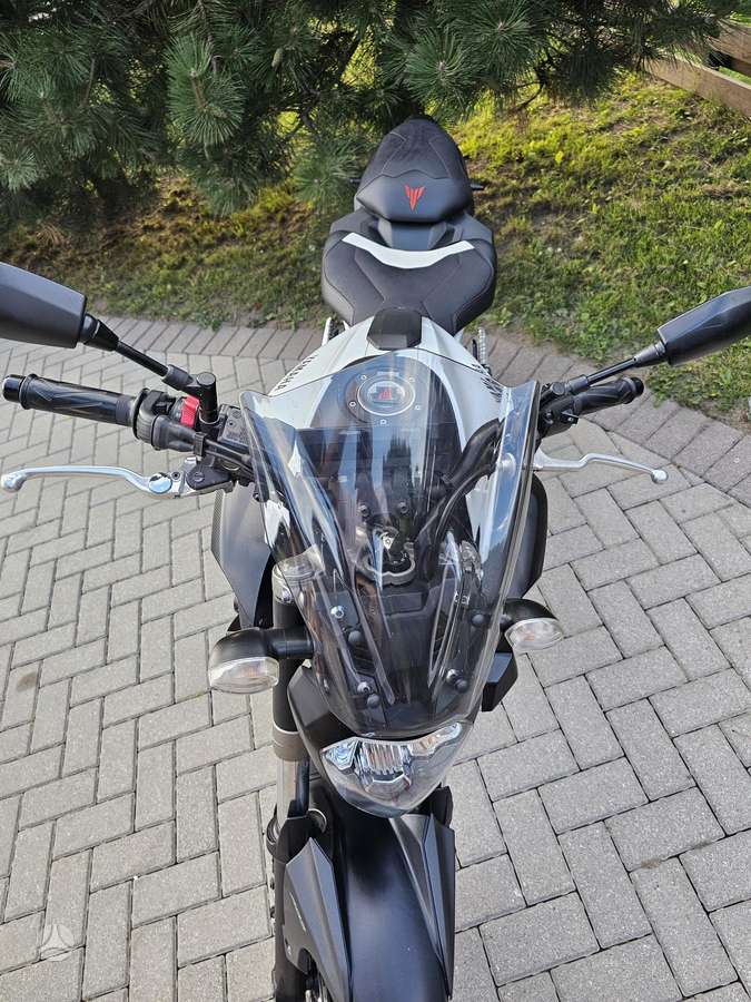 Yamaha MT 07 700cc, street / classic