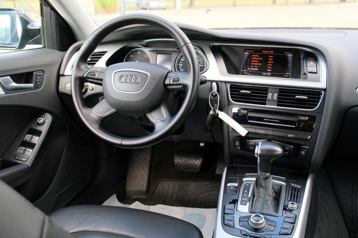 Audi A4, 2.0 l., Универсал