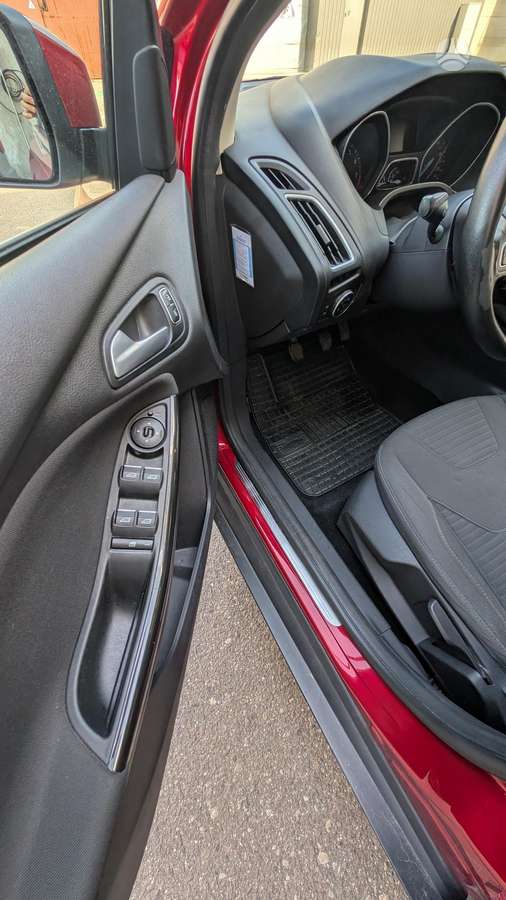 Ford Focus, 1.0 l., hatchback