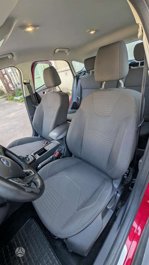 Ford Focus, 1.0 l., hatchback
