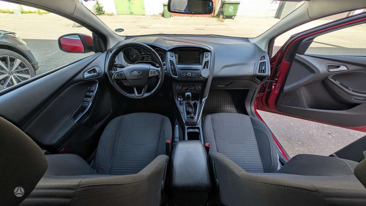 Ford Focus, 1.0 l., hatchback