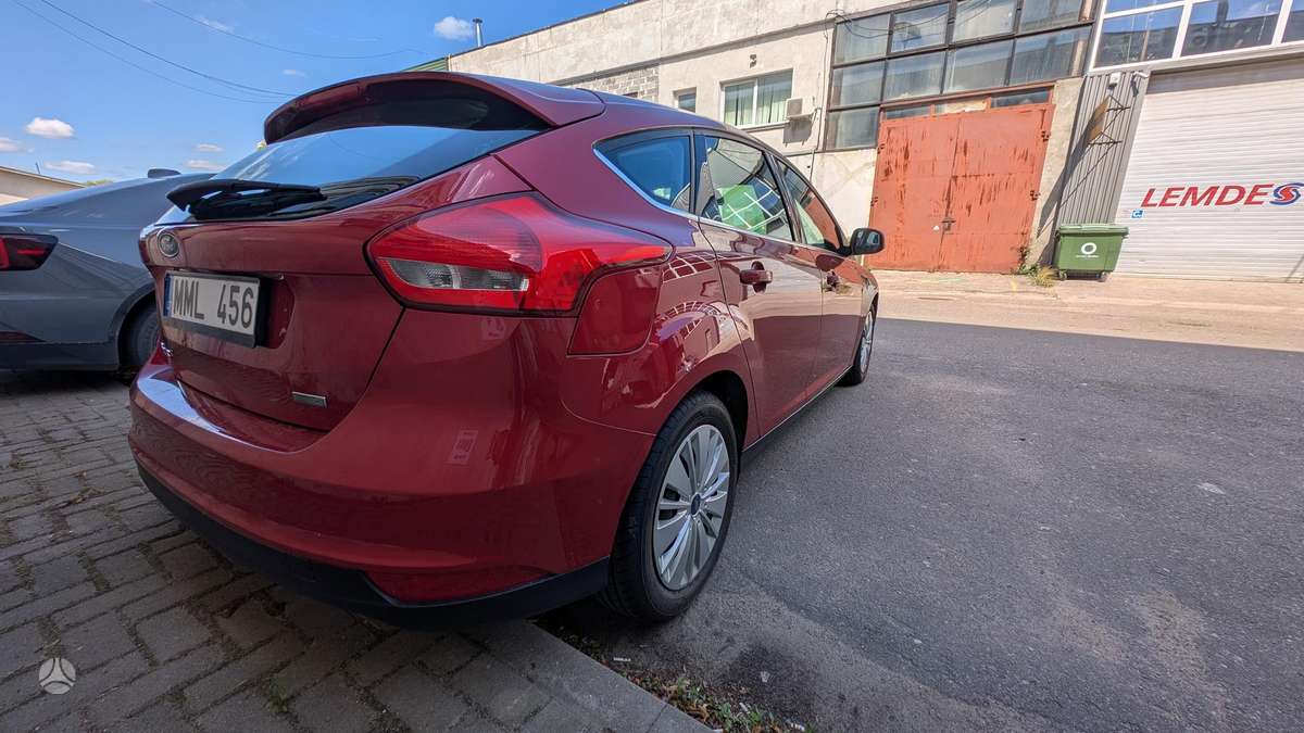 Ford Focus, 1.0 l., hatchback