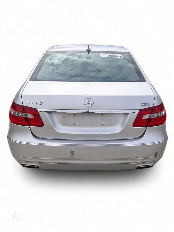 Mercedes-Benz E220, 651, Dalimis