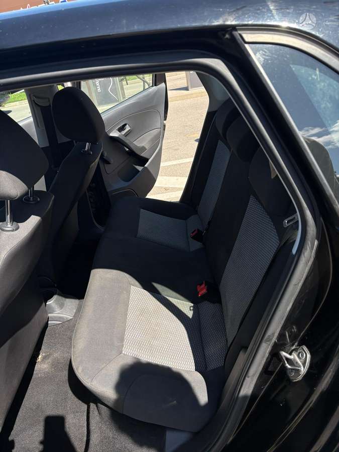 Volkswagen Polo - 11