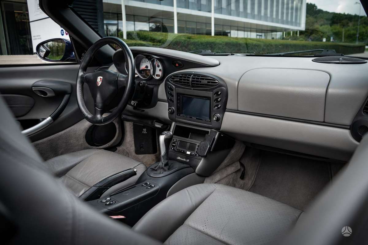 Porsche Boxster, 3.2 l., convertible