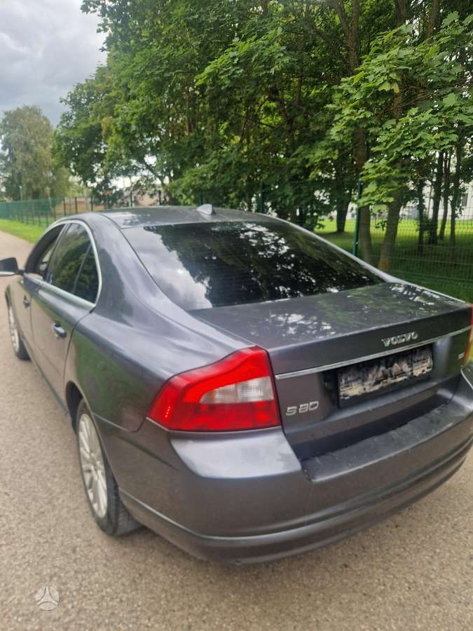 Volvo S80 Dalimis