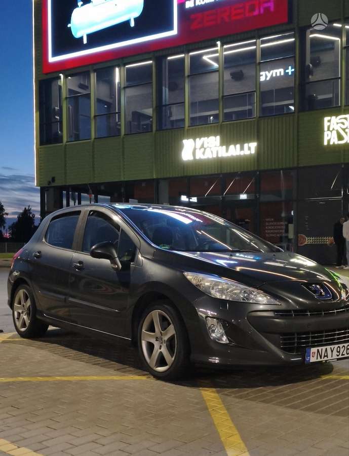 Peugeot 308, 1.6 l., hatchback