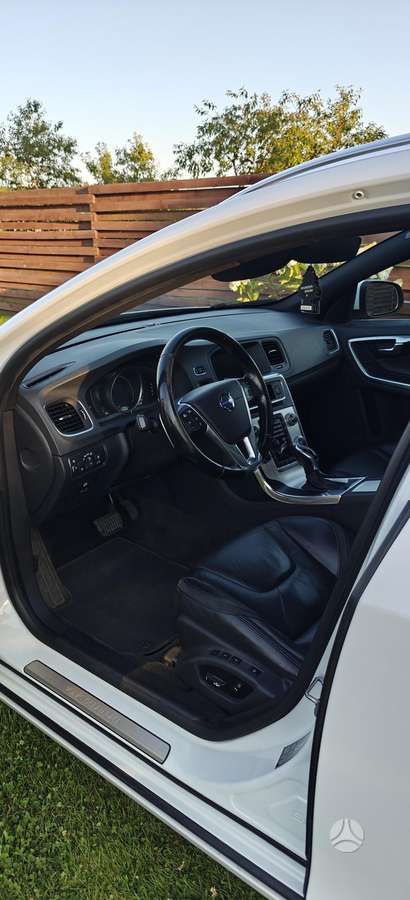 Volvo V60, 2.0 l., wagon