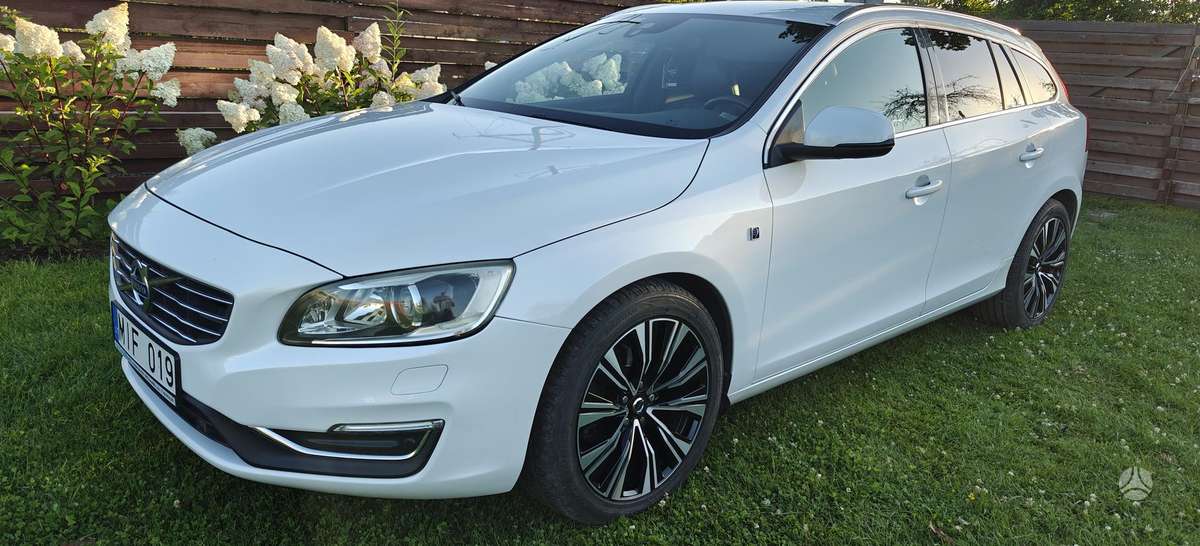 Volvo V60, 2.0 l., Универсал
