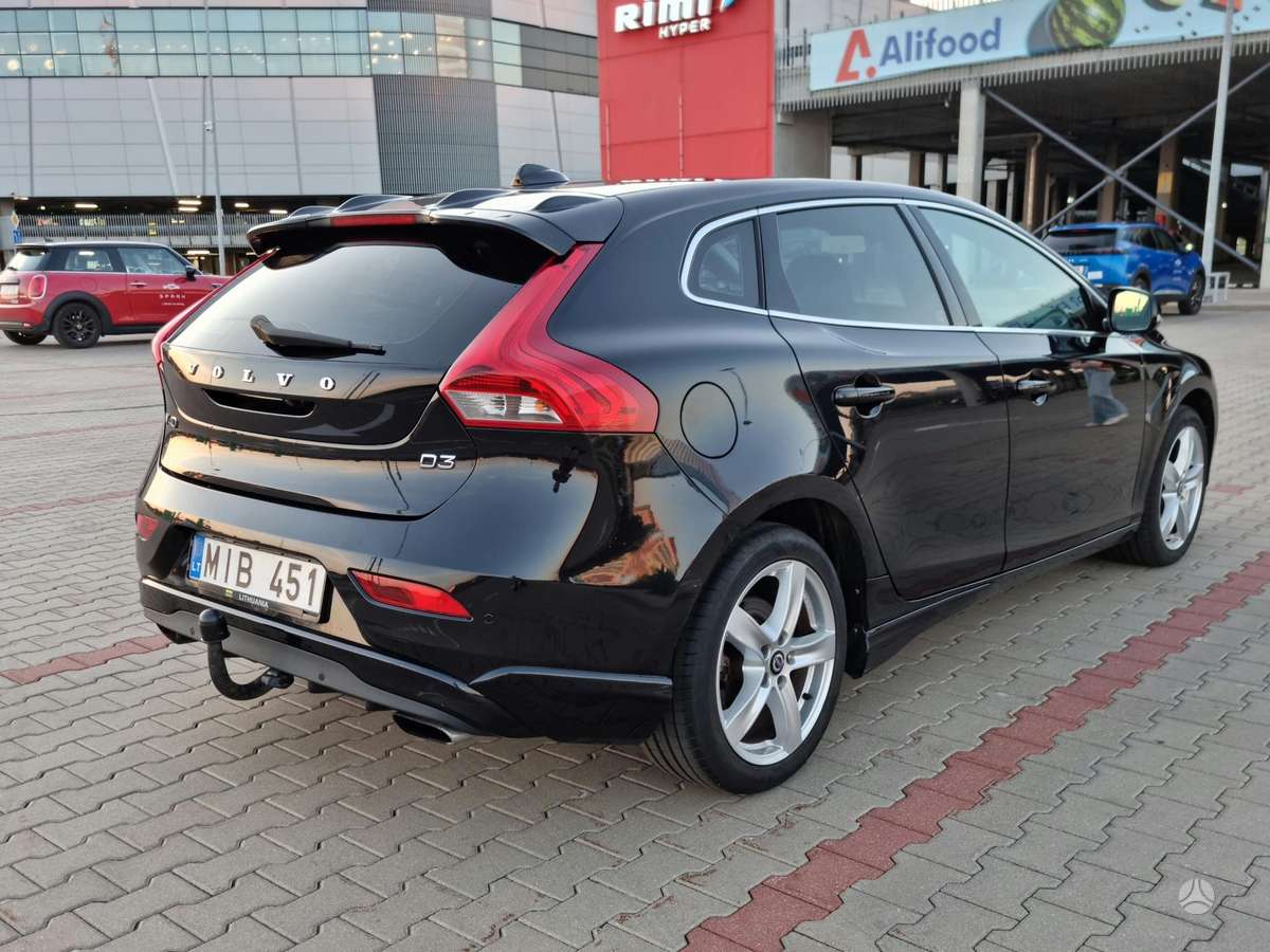 Volvo V40, 2.0 l., Хэтчбек