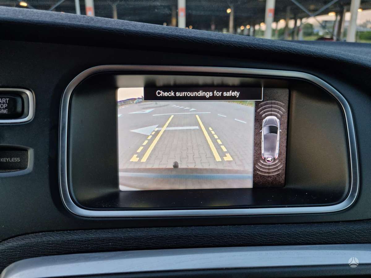 Volvo V40, 2.0 l., Хэтчбек