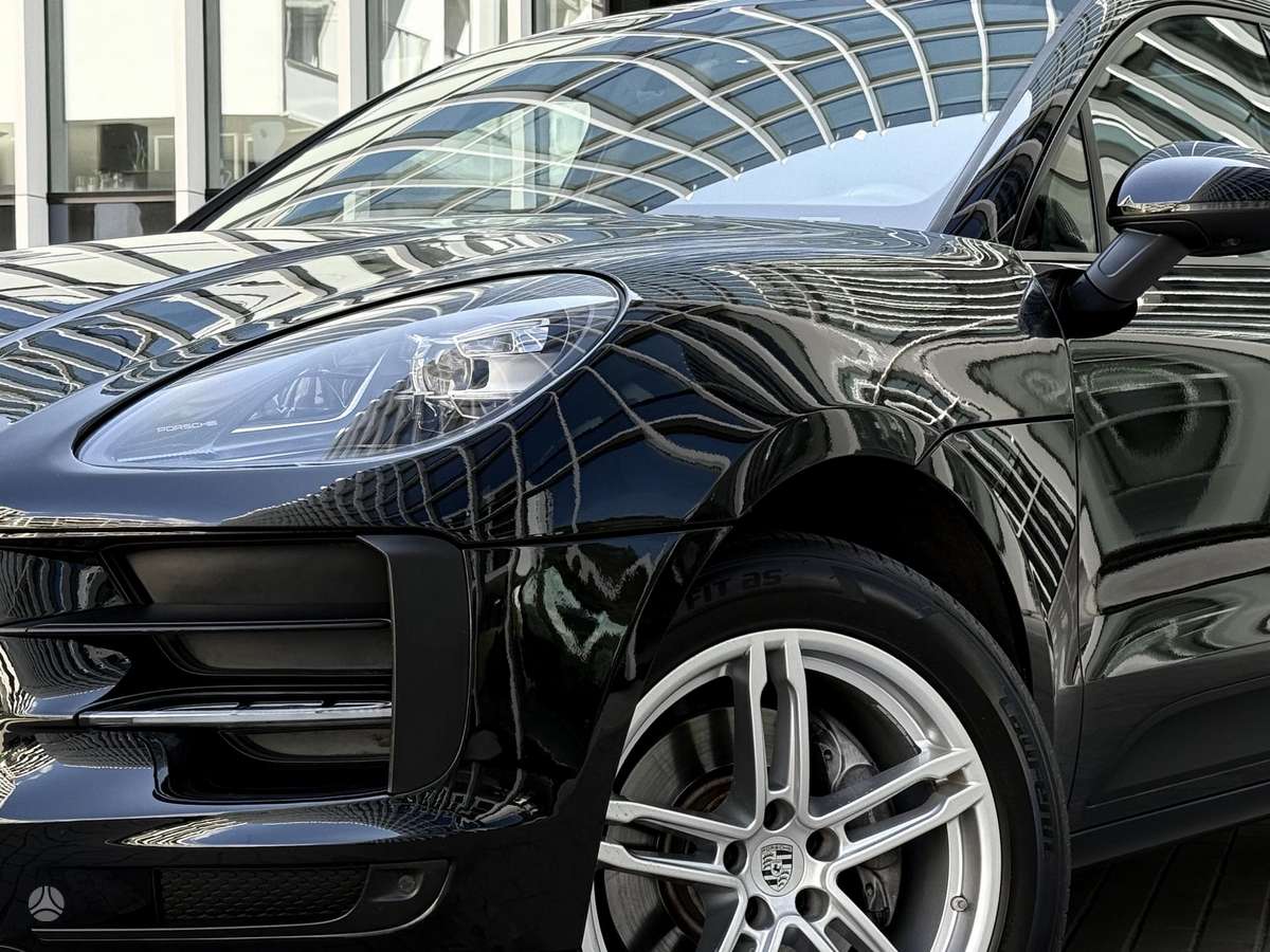 Porsche Macan - 2