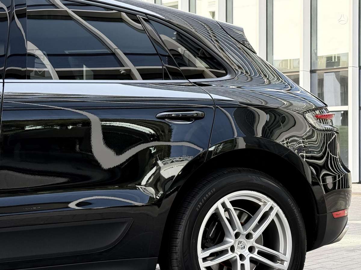 Porsche Macan - 3