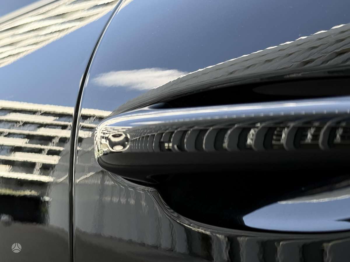 Porsche Macan - 11