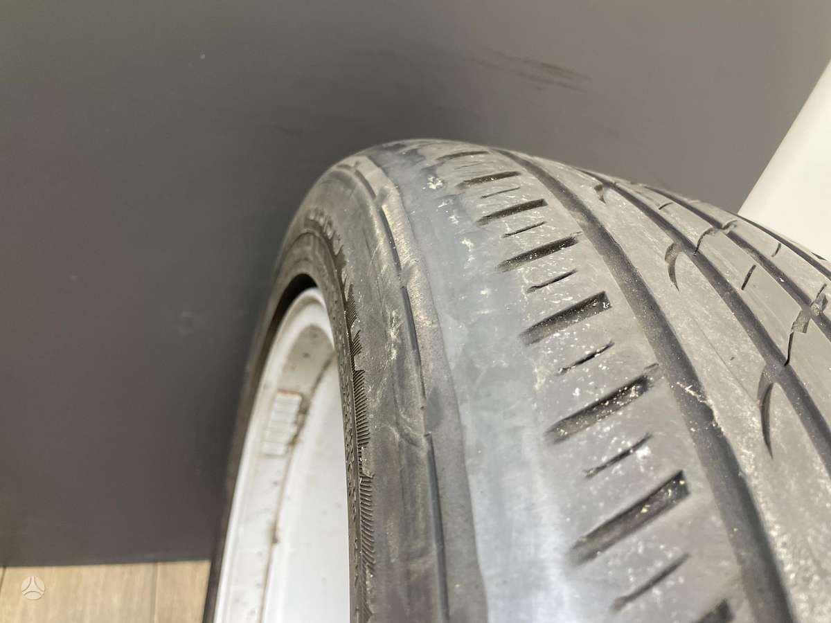 Ford, lengvojo lydinio, R17