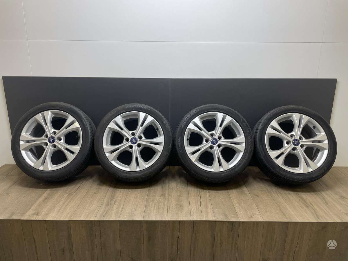 Ford, lengvojo lydinio, R17